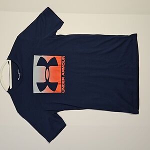 Men's Under Armour heat gear t-shirt